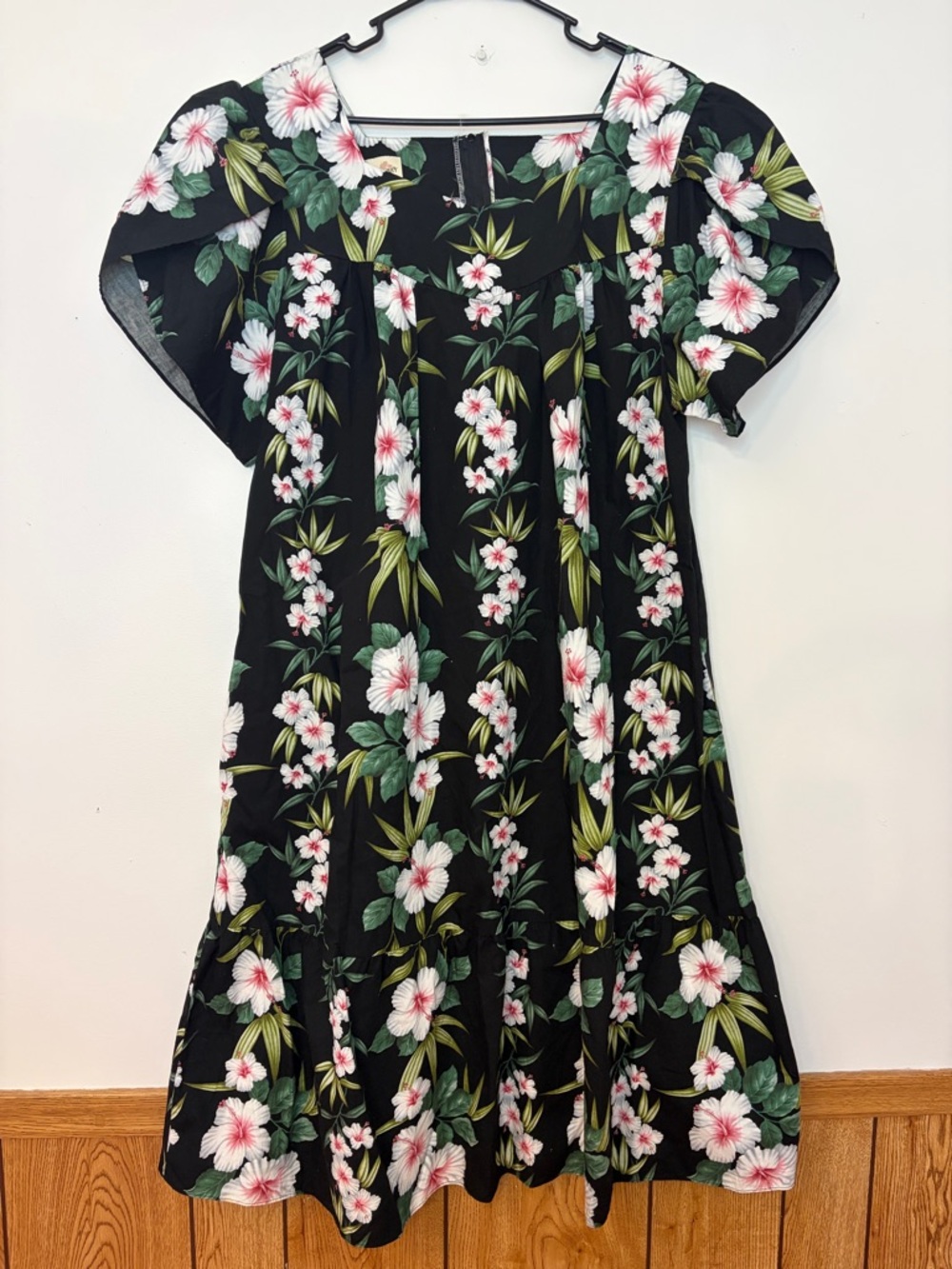 Paradise Bay Hawaiian Floral Dress 2XL Black Hibiscus Muumuu